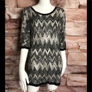 Dana Buchman woman top size M